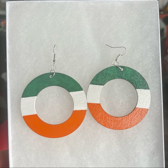 Irish Flag Hoop Earrings - Picture 4 of 7